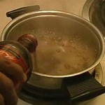 ti tha simvi an vrasoume mia coca cola