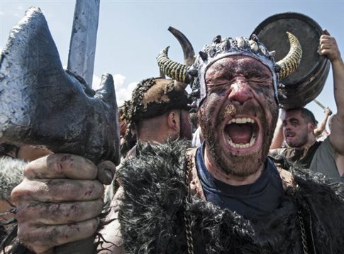 o kosmos telioni to savvato toulachiston gia tous vikingk