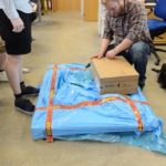 xekardistiko paketarisma tis dhl courier