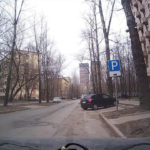 otan parkaris se lathos simio ke lathos ora